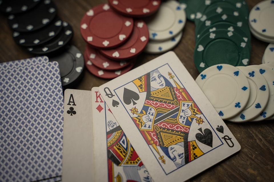 Khám phá những chiến thuật chơi game danh bai tien len giúp bạn thắng lớn